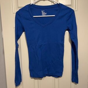Gap long sleeve blue shirt